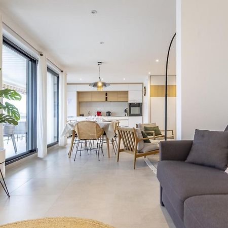 Grand Appartement De Standing Avec Terrasse Vue Port Au Centre De Vannes Luaran gambar