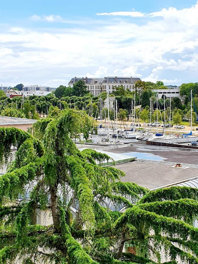 Grand Appartement De Standing Avec Terrasse Vue Port Au Centre De Vannes Luaran gambar