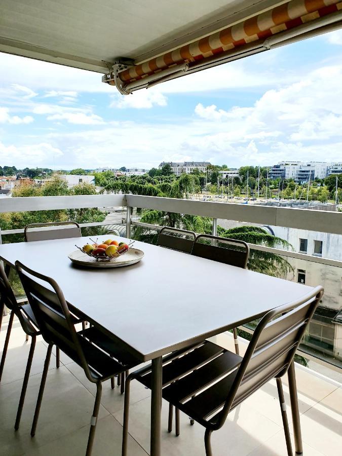 Grand Appartement De Standing Avec Terrasse Vue Port Au Centre De Vannes Luaran gambar